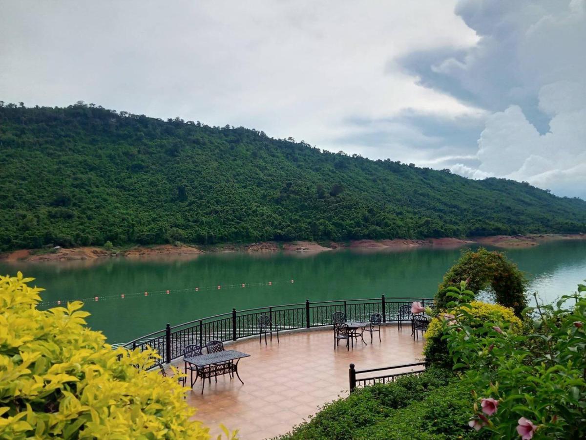Dansavanh Namngum Resort Ban Keun Exteriér fotografie